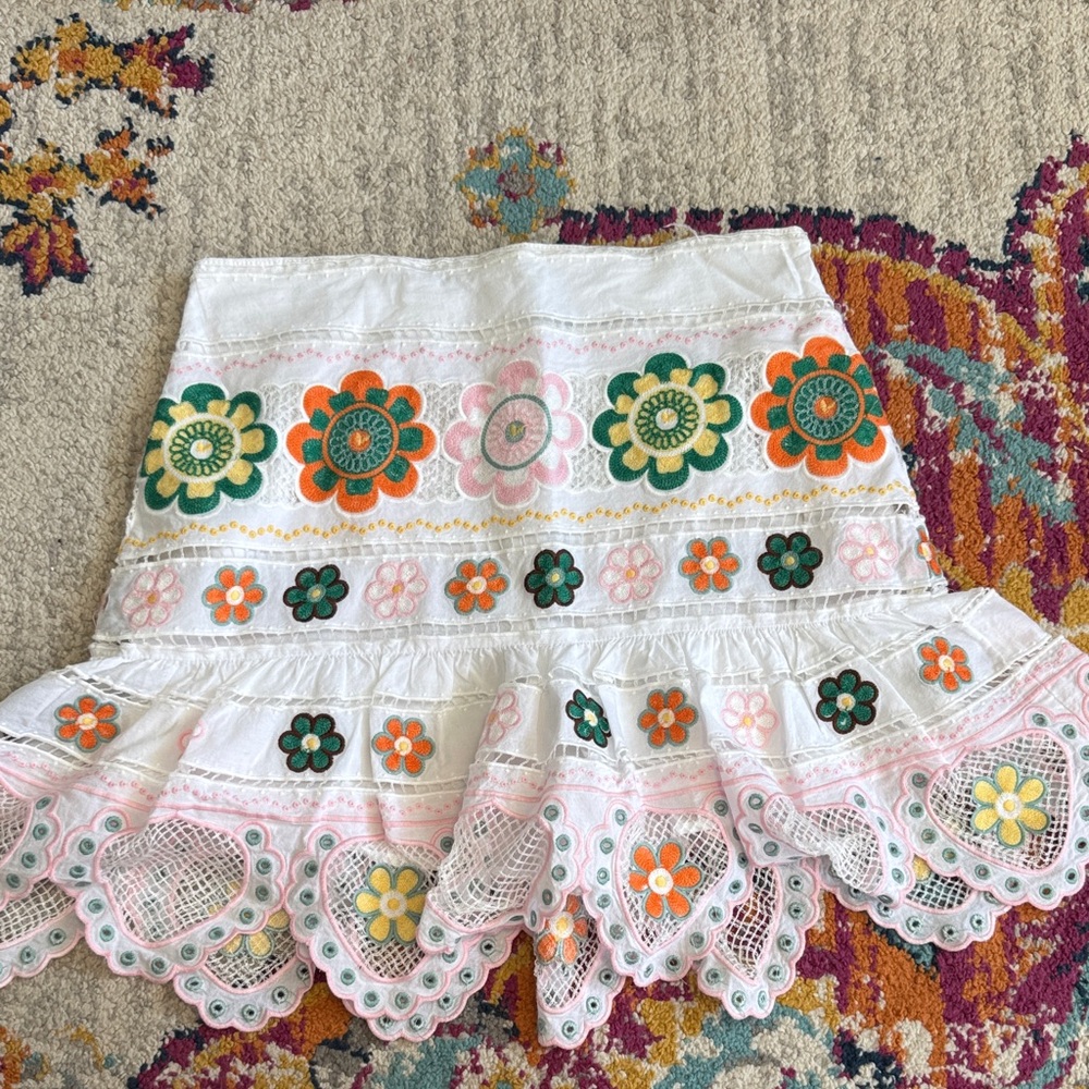 Zara Floral Embroidered White Skirt Size Small - Picture 2 of 7